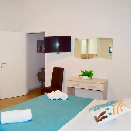 Bed and Breakfast Tenuta Due Pini Άντρια