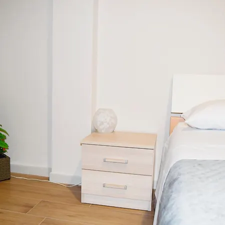 Bed and Breakfast Tenuta Due Pini Άντρια