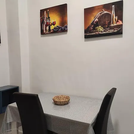 Tenuta Due Pini Couette-café Andria